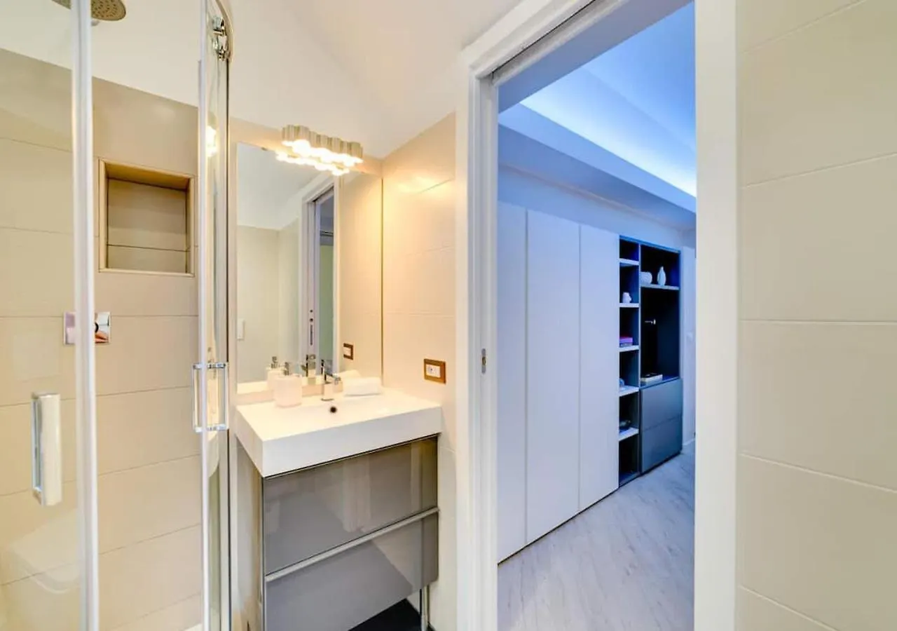 Luxury, Large Flat With Terrace On Vatican Walls Rome 0*,  Italy