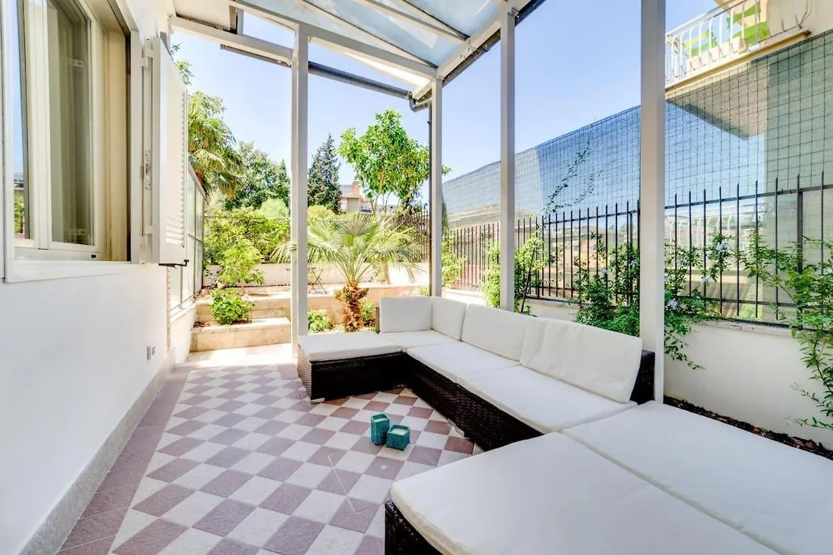 Daire Luxury, Large Flat With Terrace On Vatican Walls Roma